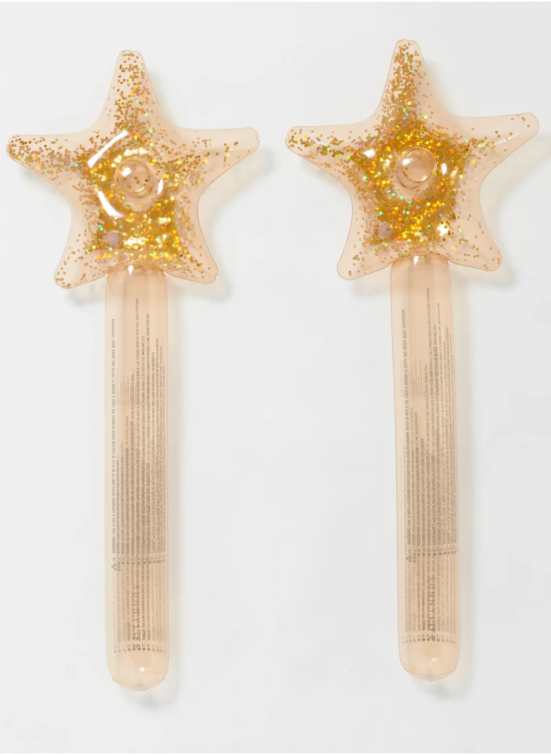 SUNNY LIFE Glittery Gold Star Wands – Set of 2 | Magical Glitter-Filled Star Batons for Kids, Party Favors, Costumes & Pretend Play Toys